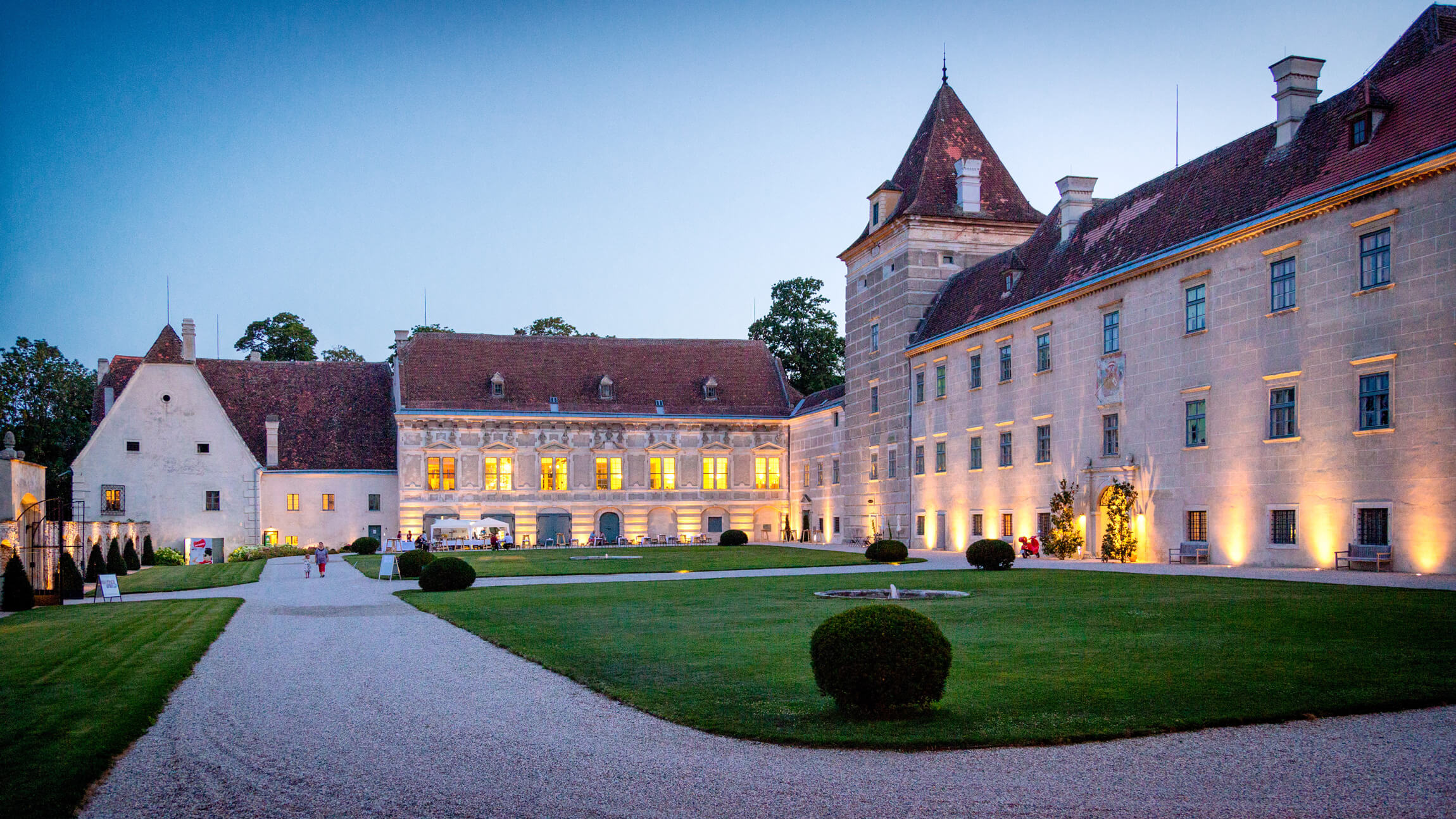 Lederleitner-Schloss-Walpersdorf-Schlossbetriebe